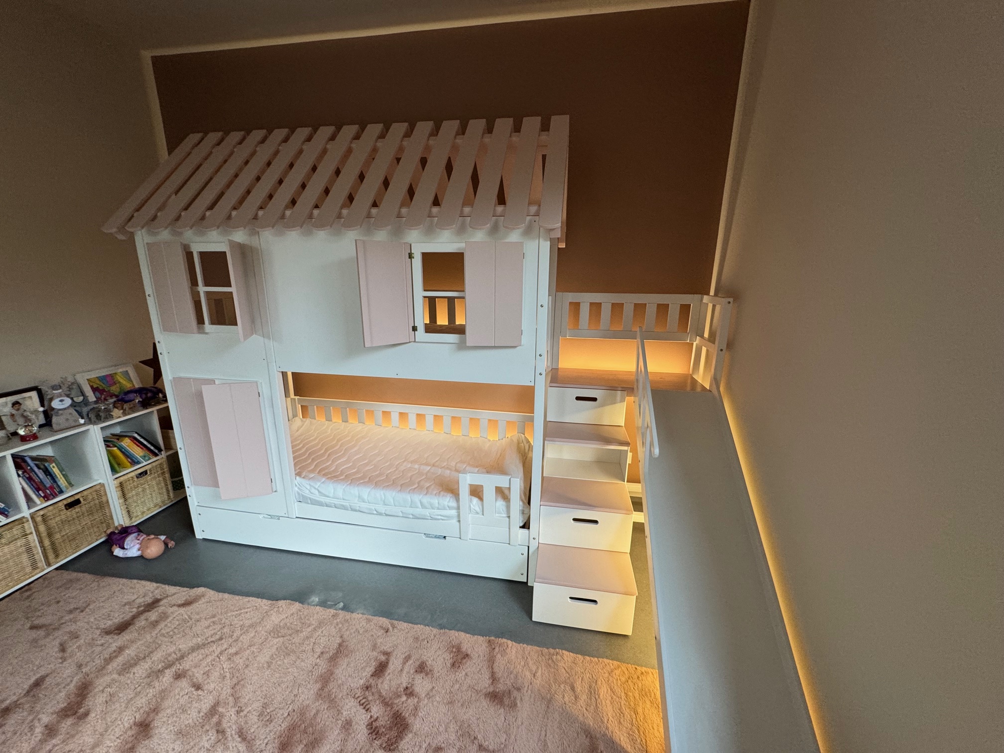 Bezpieczne łóżko piętrowe